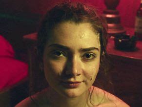 EMILY ROBINSON Nude AZNude