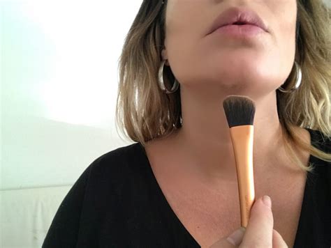 Snygg Lila Sminkning Med Glitter Och Nude Läppar Makeup By Kili