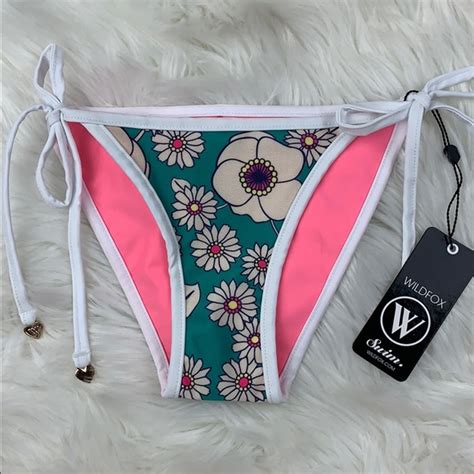 Wildfox Swim Wildfox Sixties Floral String Bikini Bottoms Poshmark