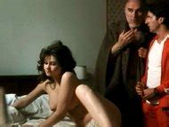 Naked Florence Pernel in Que les gros salaires lèvent le doigt