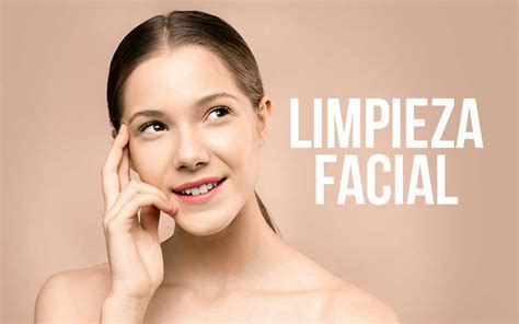 Cómo hacer una limpieza facial profunda en casa