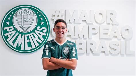 Figueiredo Joia De Anos Do Palmeiras Assina Primeiro Contrato