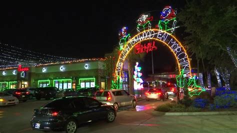 Tampa Chick Fil A Light Display Becomes Multi Generation Tradition