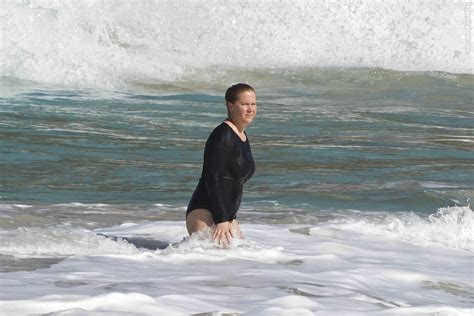 Amy Schumer Nude OnlyFans Leaks Fappening Page FappeningBook