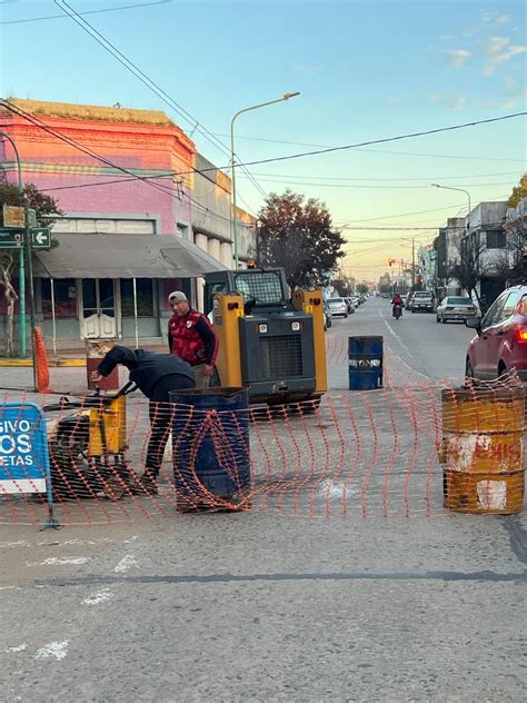 Comenzaron obras de bacheo | Municipalidad de Roque Pérez