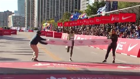 Kipruto y Chepngetich ganan el Maratón de Chicago