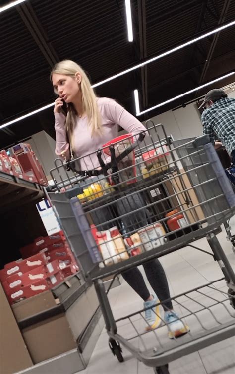 Amazing Skinny Blonde In Tight Grey Leggings Oc Spandex Leggings Yoga Pants Forum