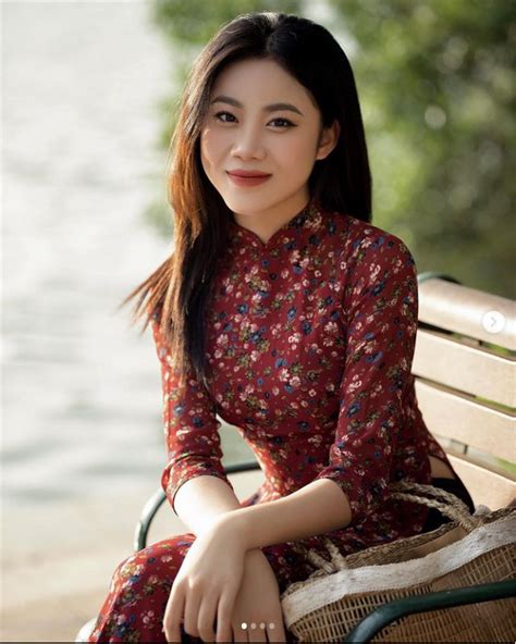 Điêu đứng với nhan sắc vạn người mê của dàn hot girl Nóng cùng World Cup 2022