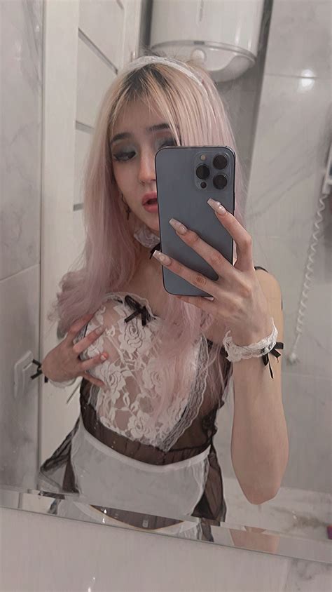 Do You Enjoy My Naked Body From The Back R Bentoversluts