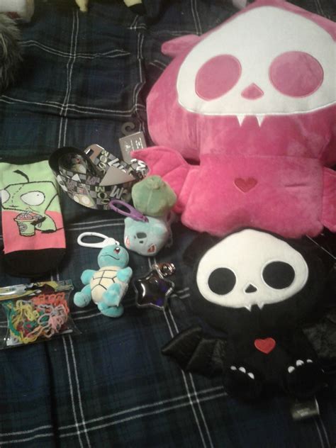 Rawr D Hot Topic Haul From Yesterday I Gotta Return The