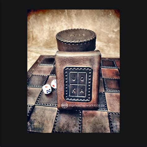 Выкройка чехол из кожи для игральных карт