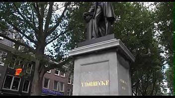 Séduisante talonneur obtient son vagin léché et baisée profondément balles XVIDEOS