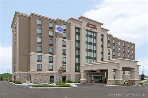 Hampton Inn & Suites By Hilton Toronto Markham | Budget Accommodation Deals and Offers Book Now!