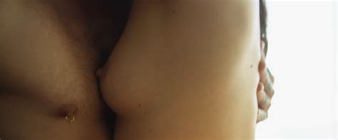 Nude Video Celebs Lola Viande Nude A Crash Mid Flight