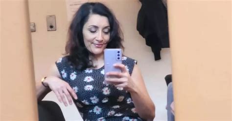 Emmerdale S Rebecca Sarker Branded Gorgeous As Ever As She Dons Minidress In Hot Snap Daily Star