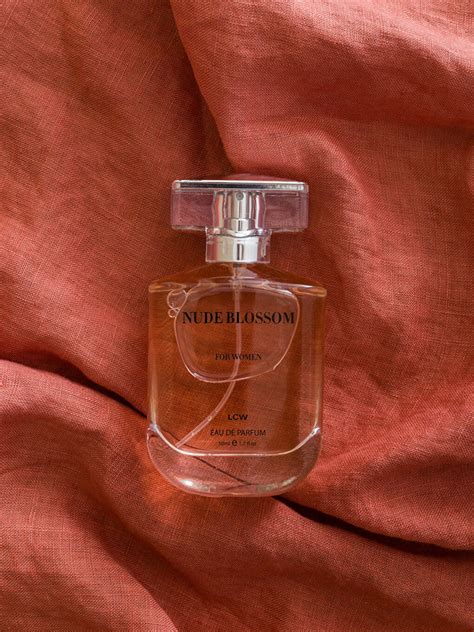 KARIŞIK Nude Blossom EDP Kadın Parfüm Ml W Z M T LCW