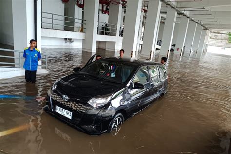 Mobil Terendam Banjir Di Basement Pahami Risiko Dan Cara Penanganannya