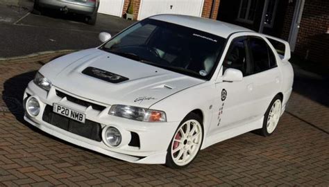 Spesifikasi Mitsubishi Lancer Evo 4 Suguhkan Kecepatan Dan Kestabilan