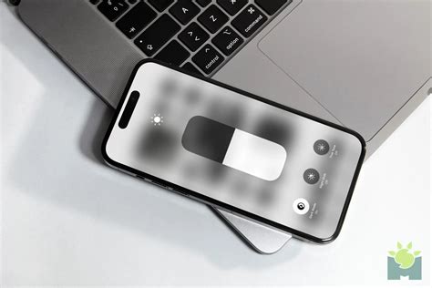 How to Prevent iPhone Display Dimming