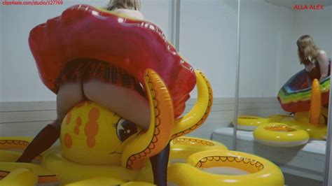 Alla Has Hot S With A Big Squeaky Octopus Allaalexinflatable Clips4sale