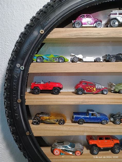 Pneu Novo Expositor Para Carrinhos Hot Wheels Aro Elo
