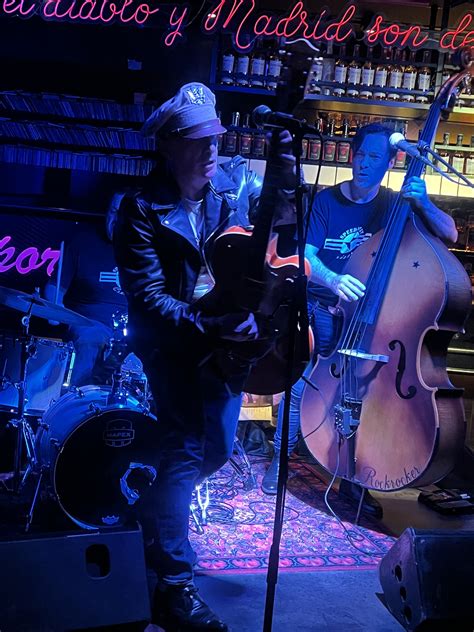 MALLORY KNOX - MALLORY KNOX added a new photo.