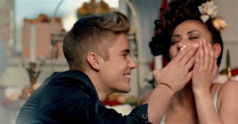 Justin Bieber Gets Naked And Dances With Mystery Woman In The Key Mirror Online