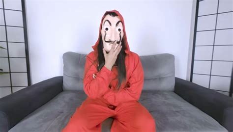 Foot Teasing Laras Naughty La Casa De Papel Cosplay Vr Porn Video Vrporn