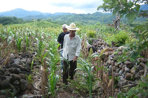 Children of Guarjila playing, ~1994