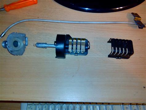 Переключатель оборотов печки и небольшая мойка. — Mercedes-Benz E-Class ...