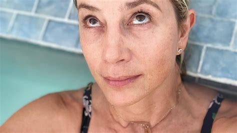 Mira Sorvino Nude Sexy Collection Photos Onlyfans Leaked Nudes