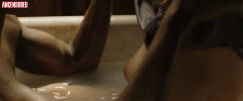 Naked Anastasiya Bogach In Twin Flower