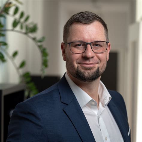 Schülerinnen zum Sex gezwungen und gefilmt Verhalten bei einer Vorladung