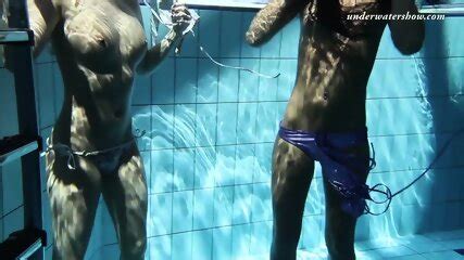 Silvie And Zhanetta Underwater Naked Babes