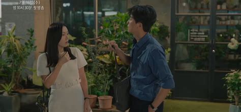 Phim mới chưa ra mà thời trang của Son Ye Jin đã hot hòn họt vừa sang vừa trẻ đến phát hờn