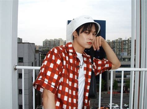 더보이즈 폴더 on Twitter IG official theboyz instagram update JUYEON