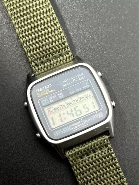 Vintage Seiko Chronograph A R Mens Digital Quartz Watch