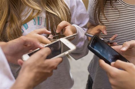 « Les Adolescents Utilisent Dabord Les écrans Pour Décompresser