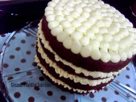 ALEXANDRE GALDINO Télo Bolos Naked Red Velvet Cake Bolo Veludo