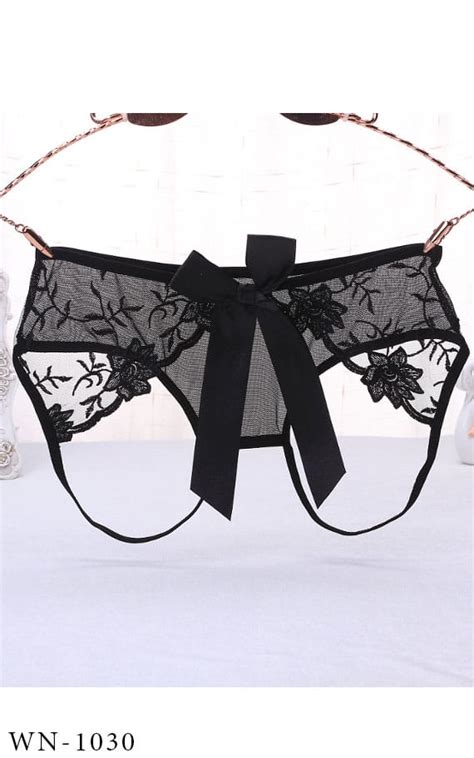 Sexy Höschen schwarz und rot und ganz schwarz XXX SEX SHOP LIBIDO SKOPJE NIEDRIGSTE PREISE