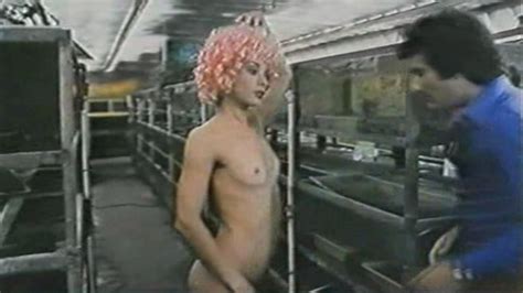 Naked Karin Well In La Cognatina