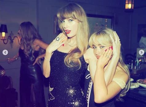 Taylor Swift spotted showing off huge ring to friends - fans sure it is ...