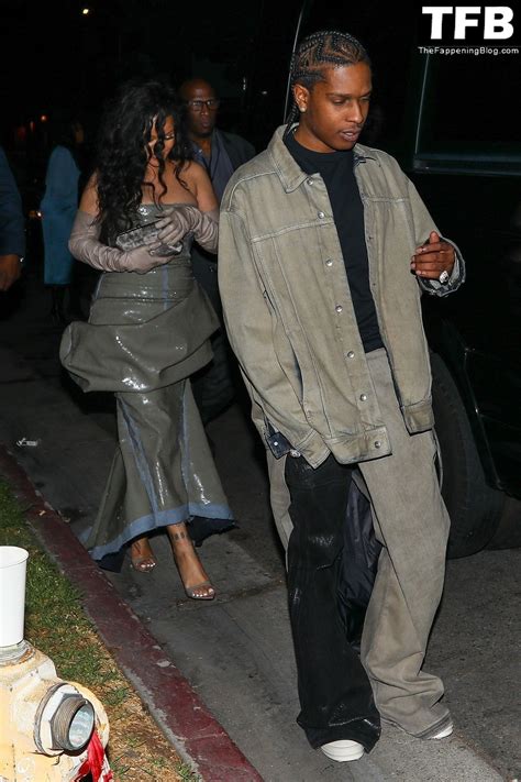 Rihanna Looks Hot At The Black Panther Wakanda Forever Premiere In La Photos