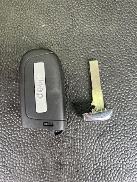 New Oem 2017 2018 2019 2020 2021 2022 Jeep Compass Remote Start Smart Key Fob Ebay