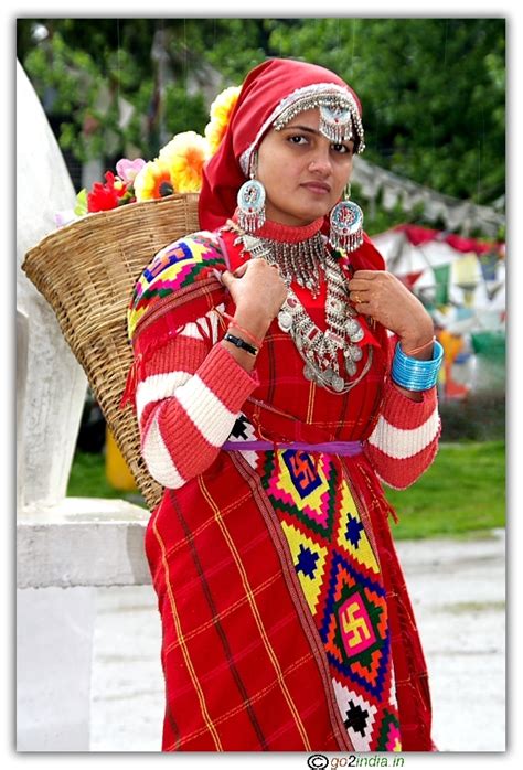 traditional dress  himachal pradesh called  lawrence