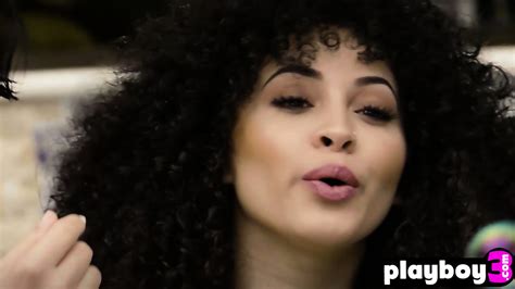 Petite Asian MILF And Babes Posed Totally Naked During A Passion Car Wash