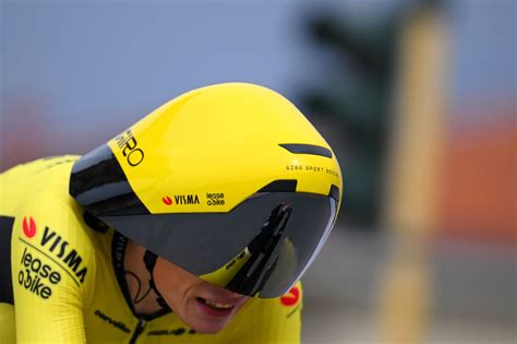 Just When We Thought TT Helmets Couldn T Get Any Weirder Giro Leaves