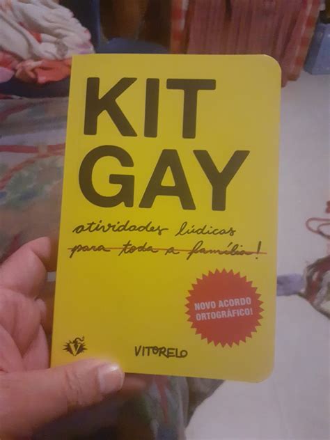 O kit gay existe E é imprescindível Farofafá Literatura