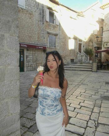 Kim Vuong Kimberlyvuongg Kimvuongg Kimvuonggg Nude OnlyFans The Fappening Plus