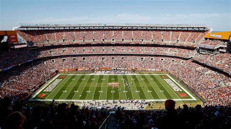 Cleveland Browns field vandalized; tire tracks at First Energy Stadium